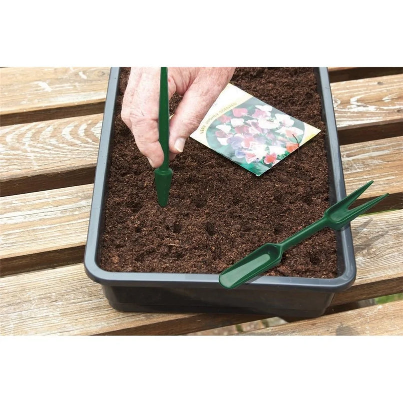 Transplanteur et Plantoir, outils distribution de graines